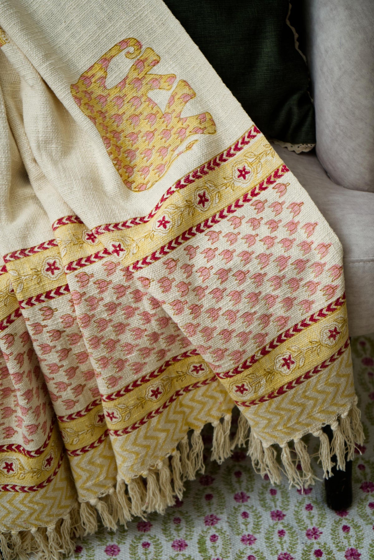 The Willow cottage Throw