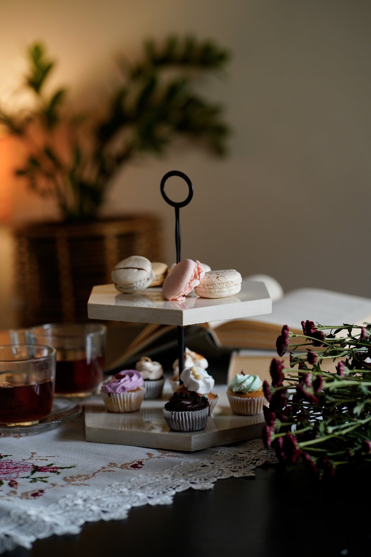 White Hexagon Cup Cake stand