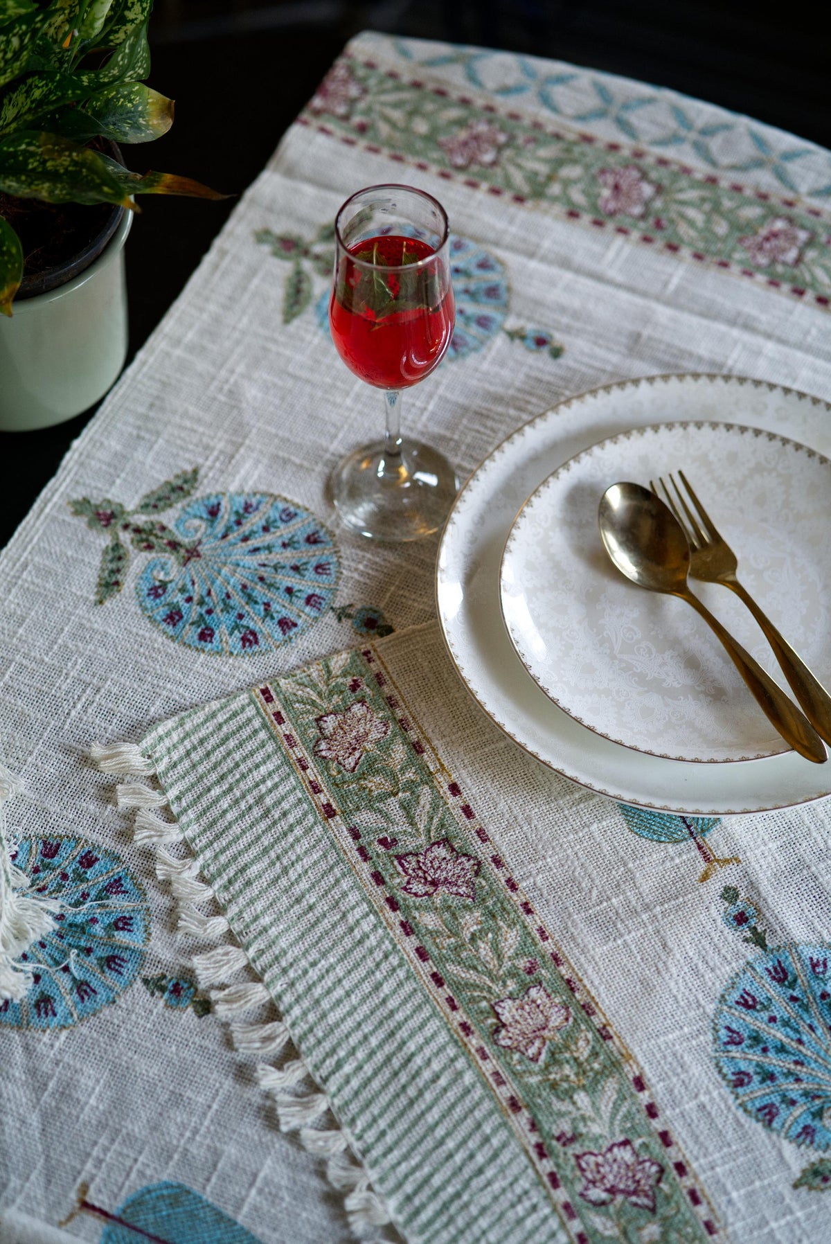 The Sky petalled - Runner and Mat set