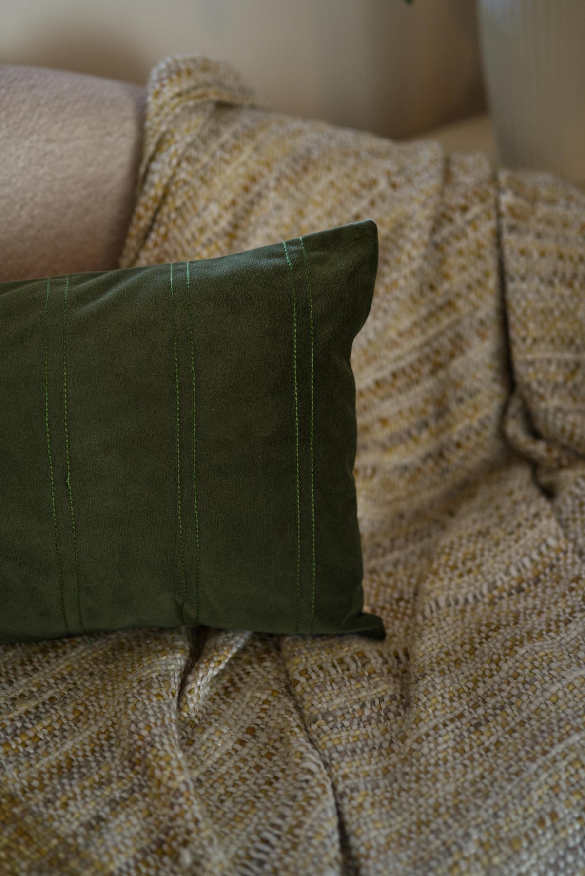 The Manor and Moss cushion set