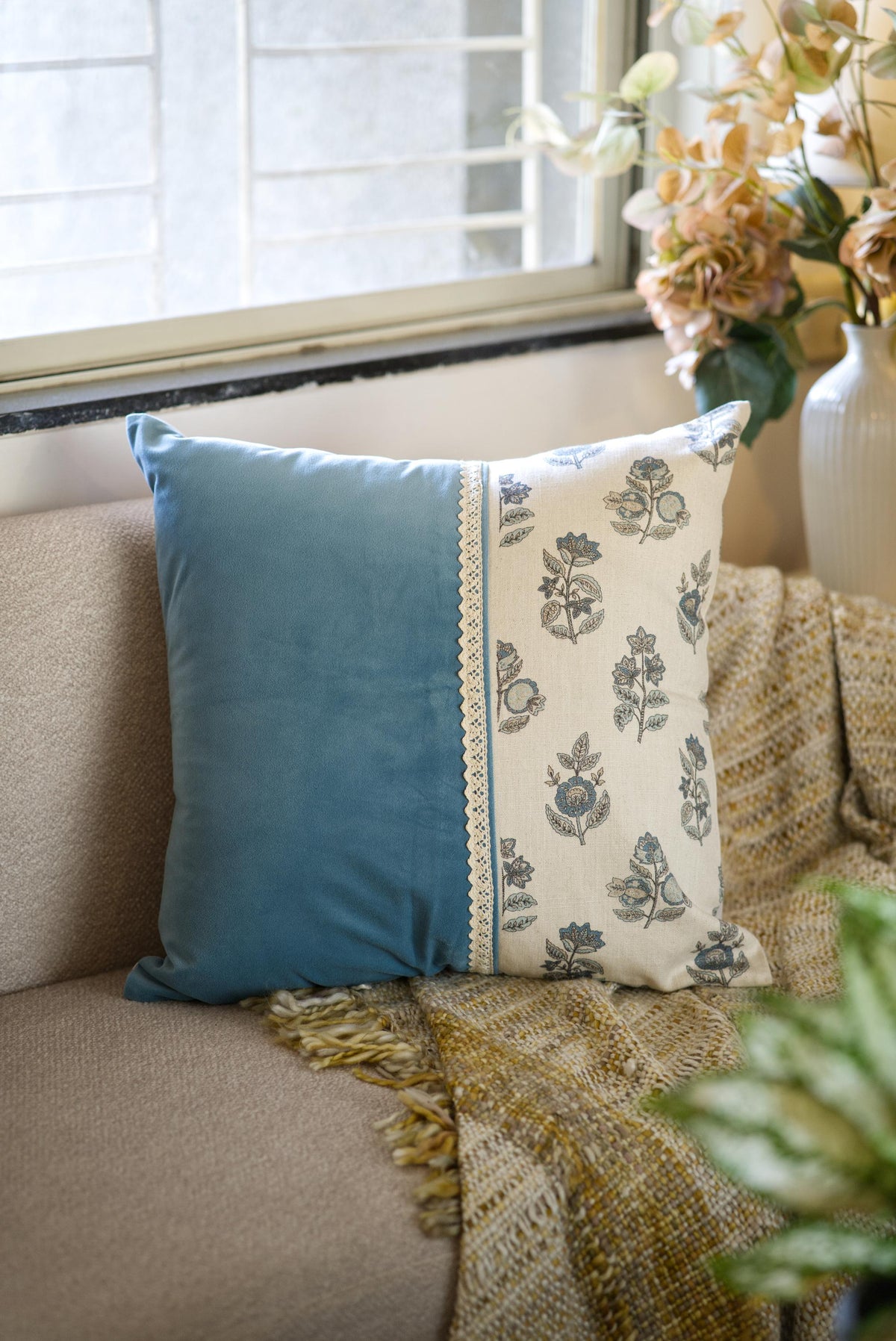 The Still Waters collection Cushion set