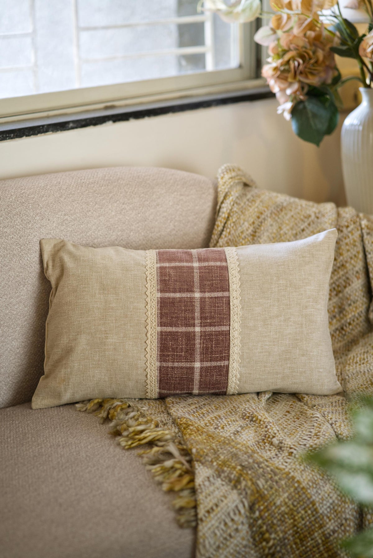 The Oak and Linen Cushion set